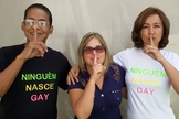 Marisa Lobo posa ao lado do pastor Joide Miranda, ex-homossexual que ficou conhecido por testemunhar a transformação que Jesus tem feito em sua vida.