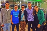 Danese (centro) ao lado de Fábio, da esposa do jogador, Sandra, e do jovem goleiro Brasão (esquerda).