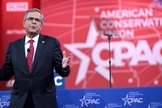 Jeb Bush é ex-governador da Califórnia e pretende se candidatar à presidência dos Estados Unidos pelo Partido Republicano.
