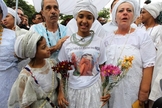 No último dia 14, Kailane Campos, de 11 anos, levou uma pedrada na cabeça por estar vestida com roupas do Candomblé. (Carlos Moraes/O Dia)