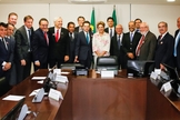 Dilma se reuniu com alguns pastores e outros representantes da bancada evangélica. (Foto: Roberto Stuckert Filho/PR)