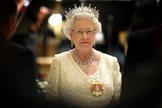Elizabeth II é Rainha do Reino Unido e Governadora Suprema da Igreja da Inglaterra. Em alguns de seus reinos, ela possui ainda o título de Defensora da Fé. (Foto: Chris Jackson/Getty Images)