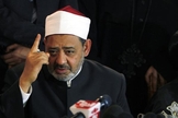 Sheikh Ahmed Mohamed el-Tayeb, imã da Mesquita de al-Azhar do Cairo, no Egito. (Foto: Reuters/Mohamed Abd El-Ghany)