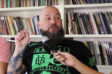 Jason Lee ressalta que é em um cenário de crises que Deus deseja manifestar sua glória, em cada indivíduo. (Foto: Reprodução/Youtube/Guiame Notícias)