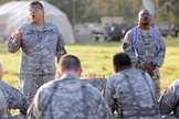 Desde seu afastamento do serviço militar, Gordon tem liderado o ministério “Pray In Jesus Name”. (Foto: US Army)