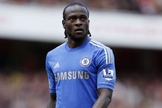 Hoje, Victor Moses é titular da ala direita do Chelsea, líder do Campeonato Inglês. (Foto: Reprodução)