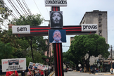 Militantes petistas realizaram um ato comparando o ex-presidente a Cristo. (Foto: Reprodução)