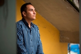 Mario Garfias passou 25 anos preso após atuar como traficante sexual. (Foto: Thomson Reuters Foundation/Theo Hessing)