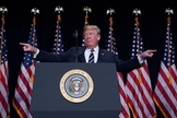 Presidente americano Donald Trump em discurso no National Prayer Breakfast. (Foto: Mandel Ngan/AFP/Getty Images)