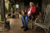 Billy Graham foi fotografado na varanda de sua cabana em Montreat, em maio de 2005. (Foto: Robert Deutsch/USA Today)