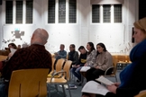 Igreja na Holanda recebe ajuda para manter cultos que impedem família armênia de ser deportada. (Foto: Dmitry Kostyukov/The New York Times)