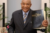 George Foreman é pastor da Igreja do Senhor Jesus Cristo, em Houston. (Foto: Divulgação/George Foreman)