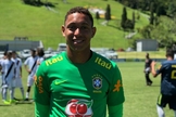 Christian Esmério com a camisa da Seleção Brasileira. (Foto: Reprodução/Instagram)