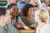 Amizades na igreja podem incentivar saúde física e mental. (Foto ilustrativa: Thinkstock)
