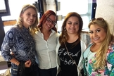 Vanessa Martinazzo, Adriana Bernardo, Cíntia Beltrame e Sandra Lima debatem o papel da mulher nos dias atuais, na Melodia FM. (Foto: Divulgação/Assessoria Sandra Lima)