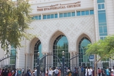 Fachada da Comunidade Evangélica de Abu Dhabi. (Foto: Reprodução/Facebook)