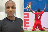 O jogador Odion Ighalo em campo agradecendo a Deus. (Foto: Reprodução/Instagram)