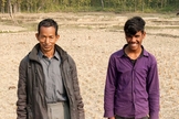 Homens se livraram de um acidente que poderia ser mortal através da oração. (Foto: Gospel For Asia)
