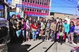 Última foto feita com parte dos jovens médicos voluntários antes de seguir viagem para a cidade de Apolo interrompida por acidente. (Foto: Reprodução/Página Siete)