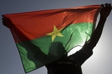 Bandeira de Burkina Faso. (Foto: Reprodução/Reuters)