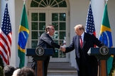 O presidente Donald Trump e o presidente Jair Bolsonaro durante atendimento à imprensa na Casa Branca, em Washington, nos Estados Unidos. (Foto: Vanessa Carvalho/Brazil Photo Press/Agência O Globo) 