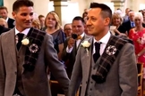 Casamento entre homens irlandeses. (Foto: Reprodução/Premier)