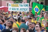Manifestantes saíram às ruas em protesto contra decisão do STF. (Foto: Telmo Ferreira/Framephoto/Estadão Conteúdo)