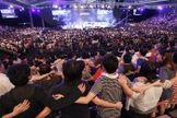 Cultos na City Harvest Church, em Singapura. (Foto: Reprodução/City Harvest Church)