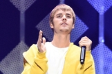 Justin Bieber realizou uma videoconferência com um pastor para falar sobre a Páscoa. (Foto: CBN News)