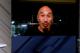 Francis Chan fala na Q Conference via transmissão ao vivo de Hong Kong. (Foto: Q Conference)