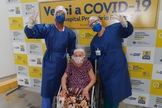 Dona Amara recebeu alta do Hospital Provisório dos Coelhos nessa terça-feira (2). (Foto: Divulgação/PCR)