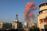 Grande explosão atingiu capital libanesa, Beirute, nesta terça-feira (4). (Foto: Anwar Amro/AFP)