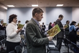 Testemunhas de Jeová durante reunião na cidade de Rostov do Don, na Rússia. (Foto: Alexander Aksakov/Washington Post via Getty Images)