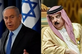 Benjamin Netanyahu, primeiro-ministro de Israel, e o rei Hamad bin Isa Al Khalifa, do Bahrein. (Foto: Ronen Zvulun, Fayez Nureldine /AFP/POOL)