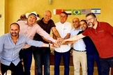 Presidente Jair Bolsonaro e embaixadores durante almoço na casa do deputado Eduardo Bolsonaro. (Foto: Reprodução)