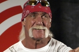 Hulk Hogan é ator, lutador e apresentador do programa WWE. (Foto: The Guardian)