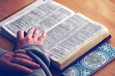 Bíblia foi livro mais vendido em 2020. (Foto: Reprodução / Pixabay)