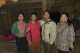 Sung A Khua e sua família agora estão sob vigilância das autoridades vietnamitas. (Foto: International Christian Concern)
