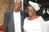George Bashukwa e sua esposa, Perepetwa. (Foto: Daily Monitor)