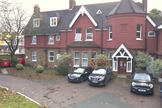 Fachada onde funcionava a clínica de aborto “The Lodge”, no sul de Londres. (Foto: Reprodução/Right to Life News)