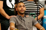 Angel Colon é um dos sobreviventes do massacre na boate gay Pulse de Orlando, nos Estados Unidos. (Foto: AP Photo/John Raoux)
