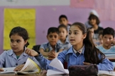 Classe de crianças em escola do Egito. (Foto: Reprodução / Daily News Egypt).