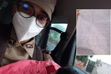 Recém-nascida é encontrada em caixa de papelão em Salvador com carta escrita por possíveis pais. (Foto: Divulgação / PM)