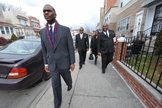  Os ministros estão na linha de frente da batalha espiritual contra a violência em NY. (Foto: NY Daily News).