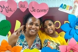 Luzineide Crispim e seu filho Pedro Yan. (Foto: Site Mulher Cristã).