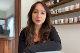  Fabiola Melo tem compartilhado sua jornada de fé na busca pelo sonho de ser mãe. (Foto: Reprodução/YouTube).