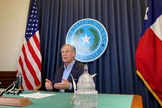 A decisão foi determinada a pedido do governador Greg Abbott. (Foto: Reprodução/Facebook).