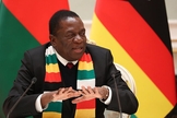 O presidente do Zimbábue, Emmerson Mnangagwa. (Foto: Natalia Fedosenko / Pool / Reuters)