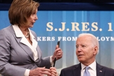 Nancy Pelosi e Joe Biden. (Foto: Win McNamee/Getty Images)