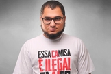 Yago Martins, apresentador do canal Dois Dedos de Teologia, no YouTube. (Foto: Divulgação)
